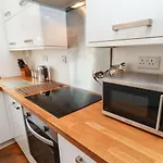 The Old Blacksmith's Workshop Tatil Evi Whitby